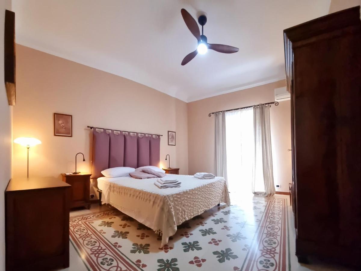 Dimora Ventimiglia Apartment Чефалу Екстериор снимка